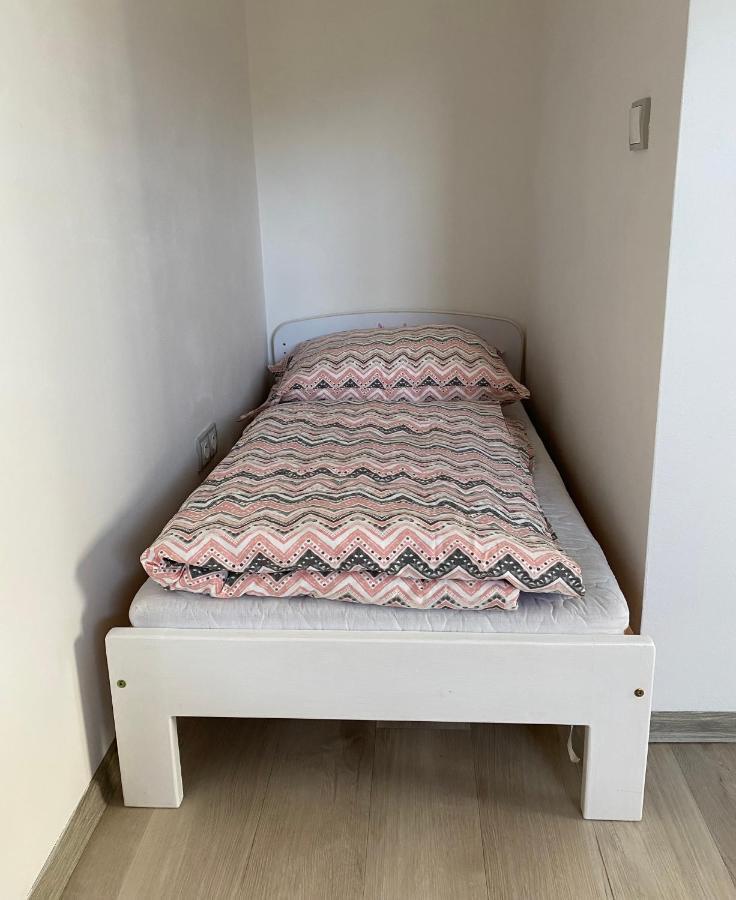 Apartman Karovi เดชท์เน ออร์ลิซกี โฮราค ภายนอก รูปภาพ